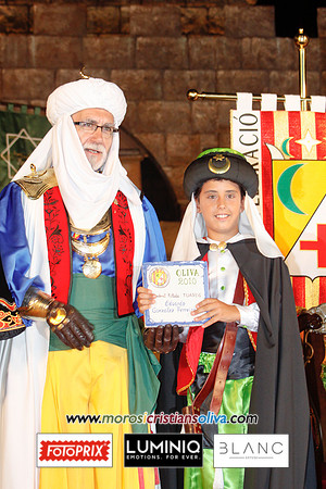 8945moros i cristians oliva 2010