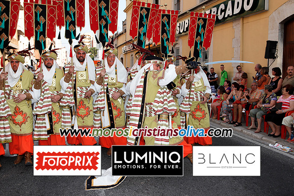 3669moros i cristians oliva 2010
