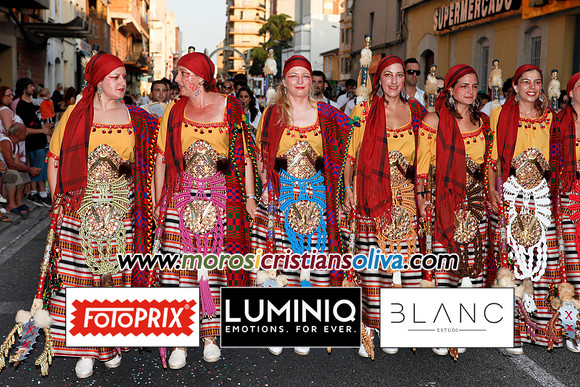 6811moros i cristians oliva 2010