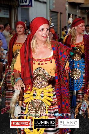 6817moros i cristians oliva 2010
