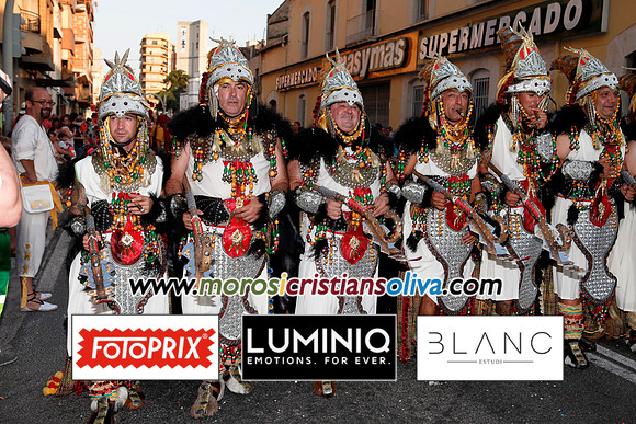 6810moros i cristians oliva 2010