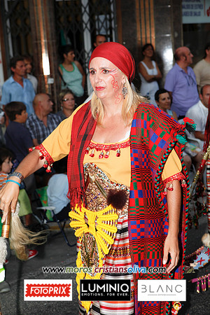 6816moros i cristians oliva 2010