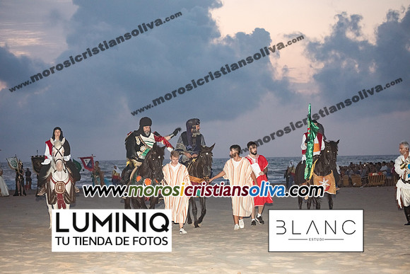 7U0A3990