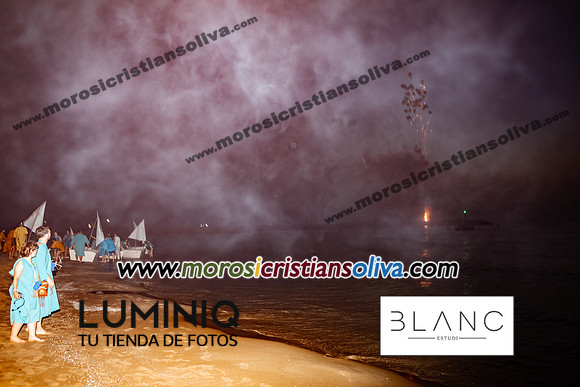 7U0A8498