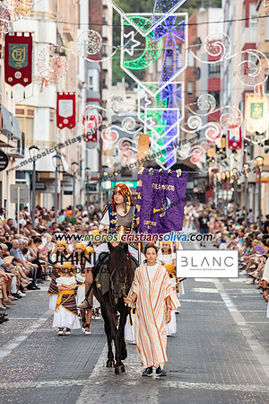 7U0A7489